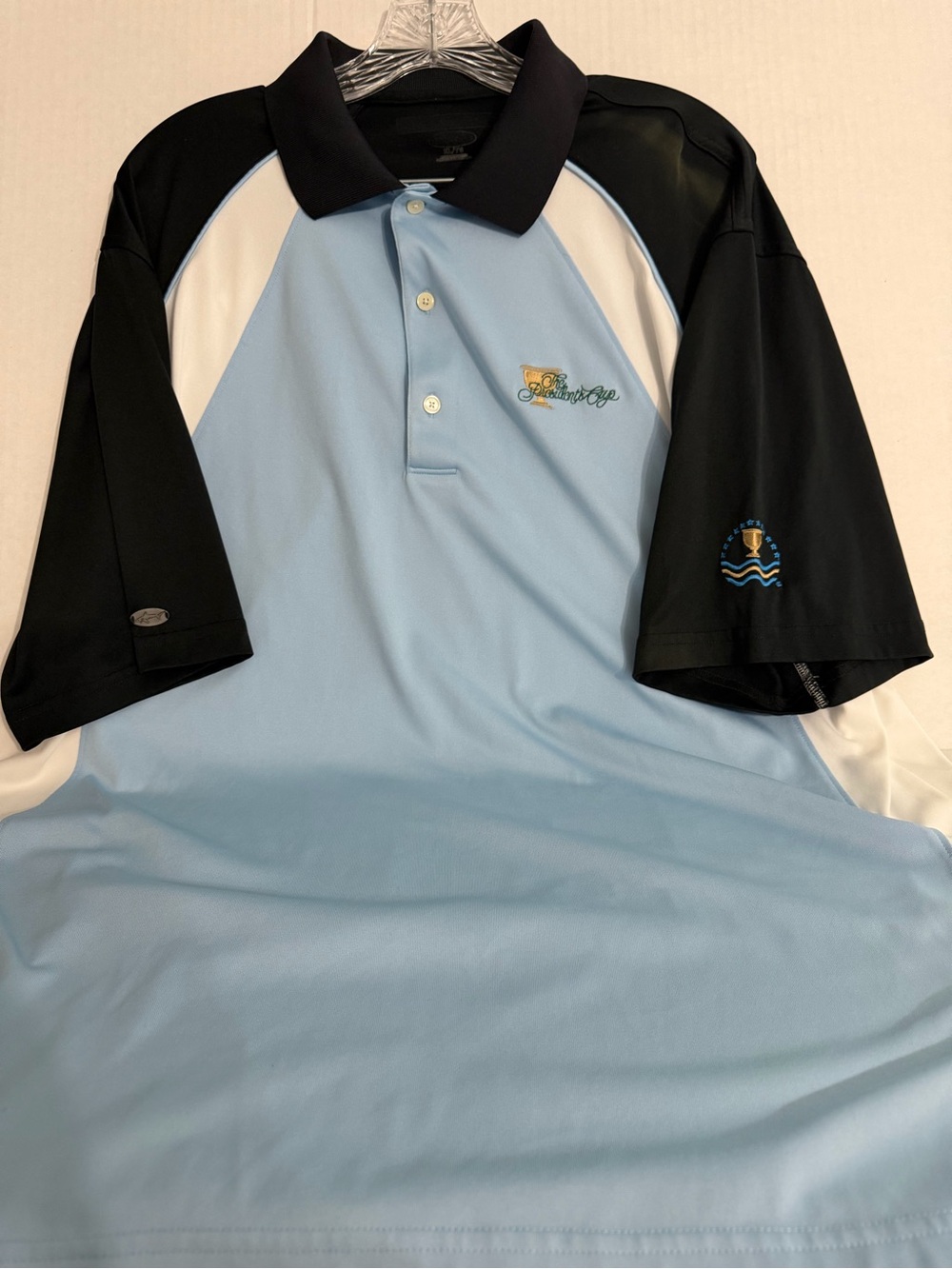 Jack Nicklaus Light Blue and Black Short-Sleeve Golf Polo with Contrast Panels